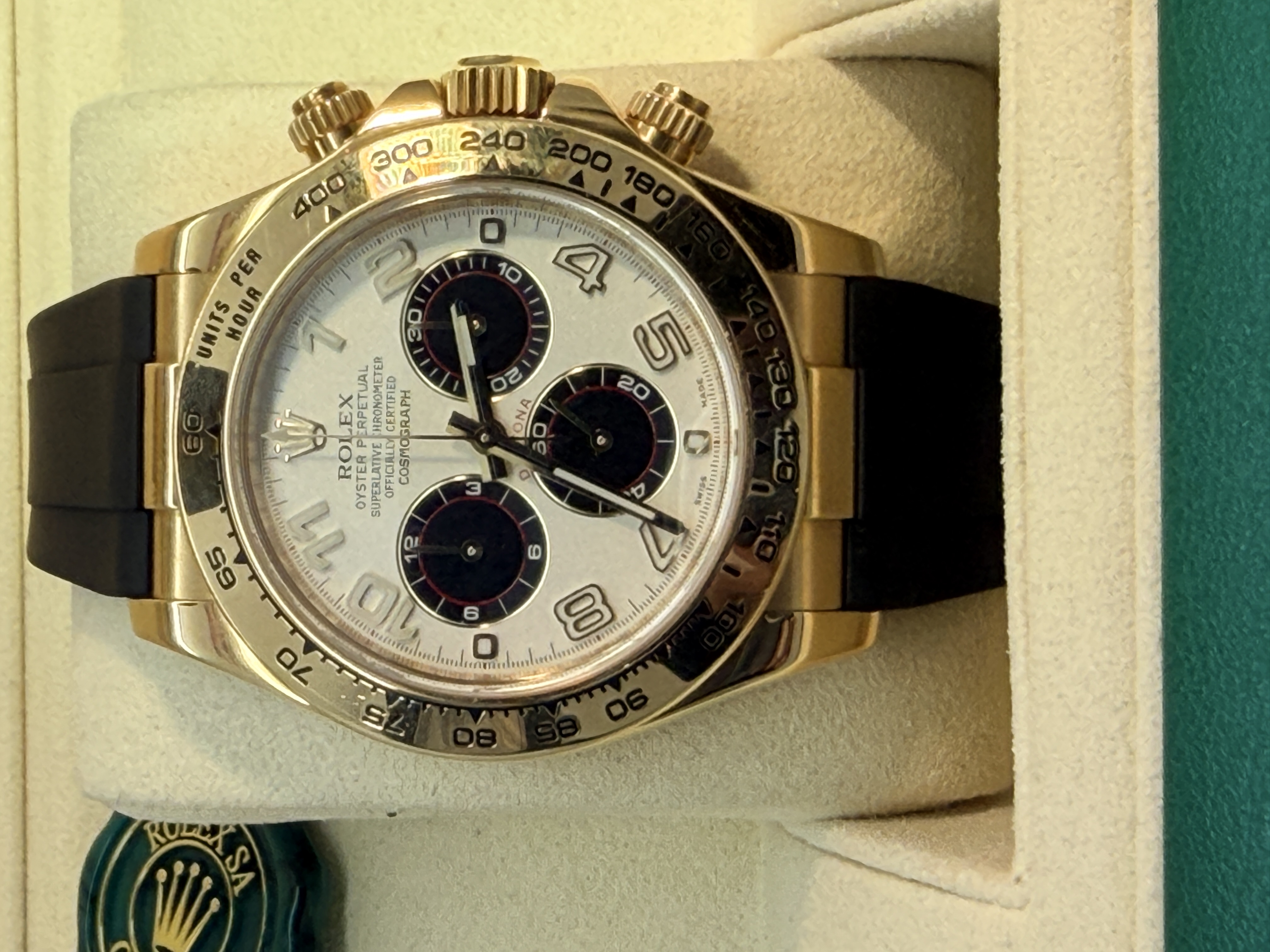 Rolex  Daytona  18K SOLD